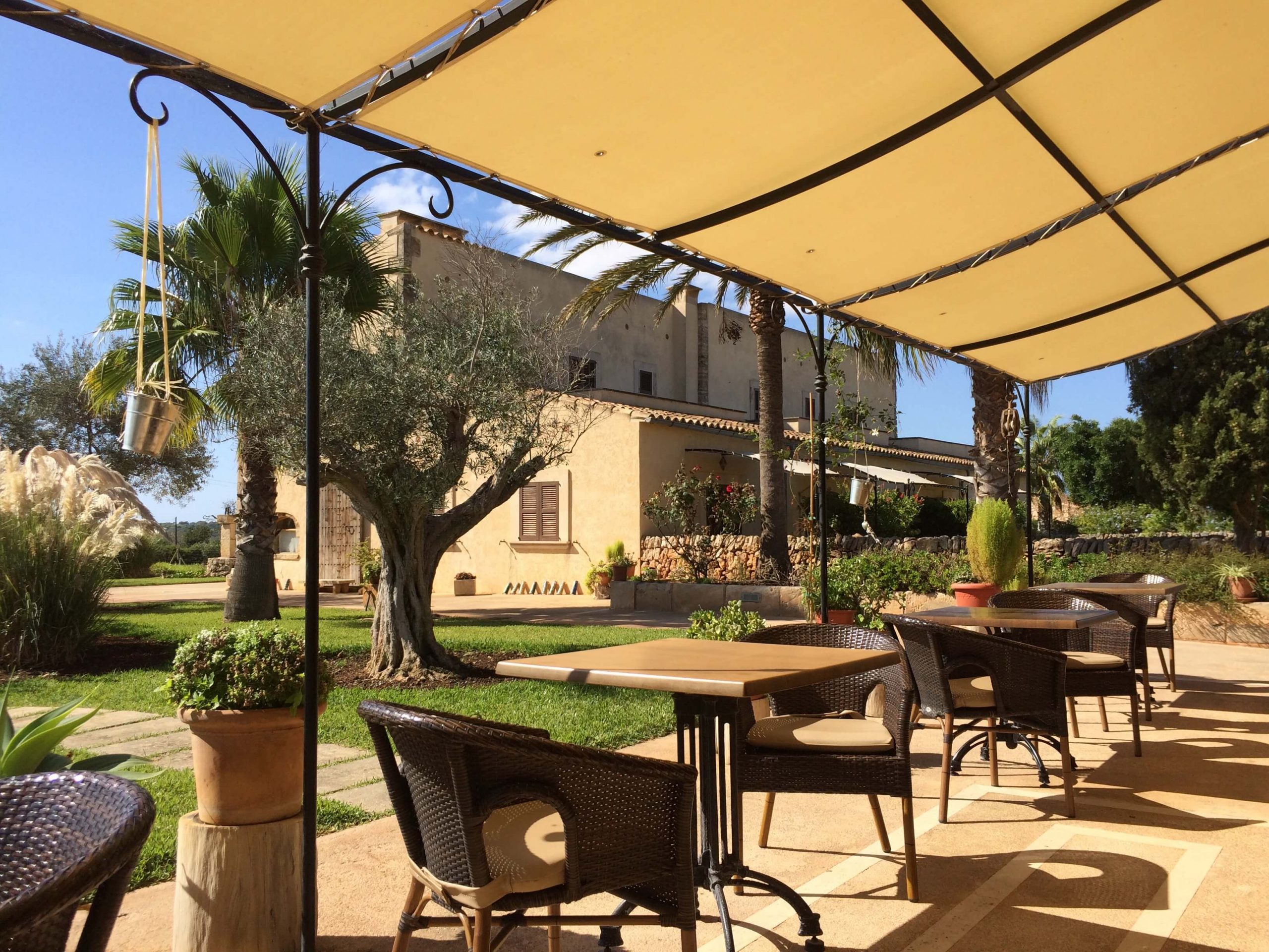 awning over bistro patio