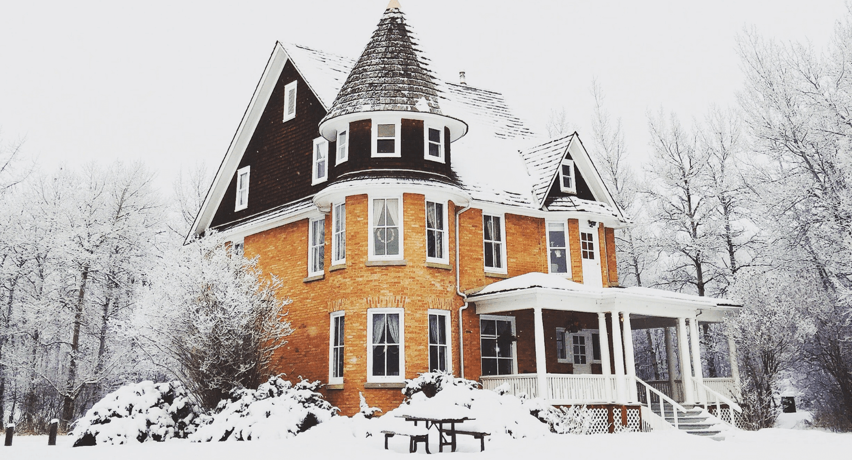 A beautiful home with beautiful exterior window trim