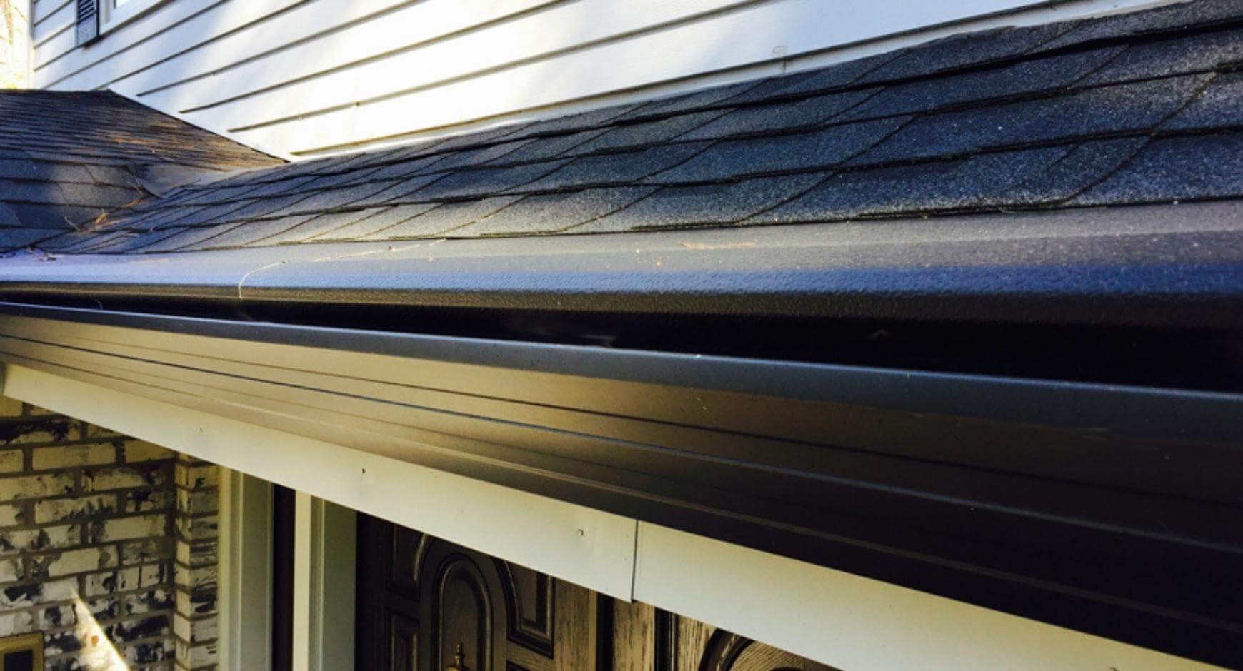 up close view of seamless gutters