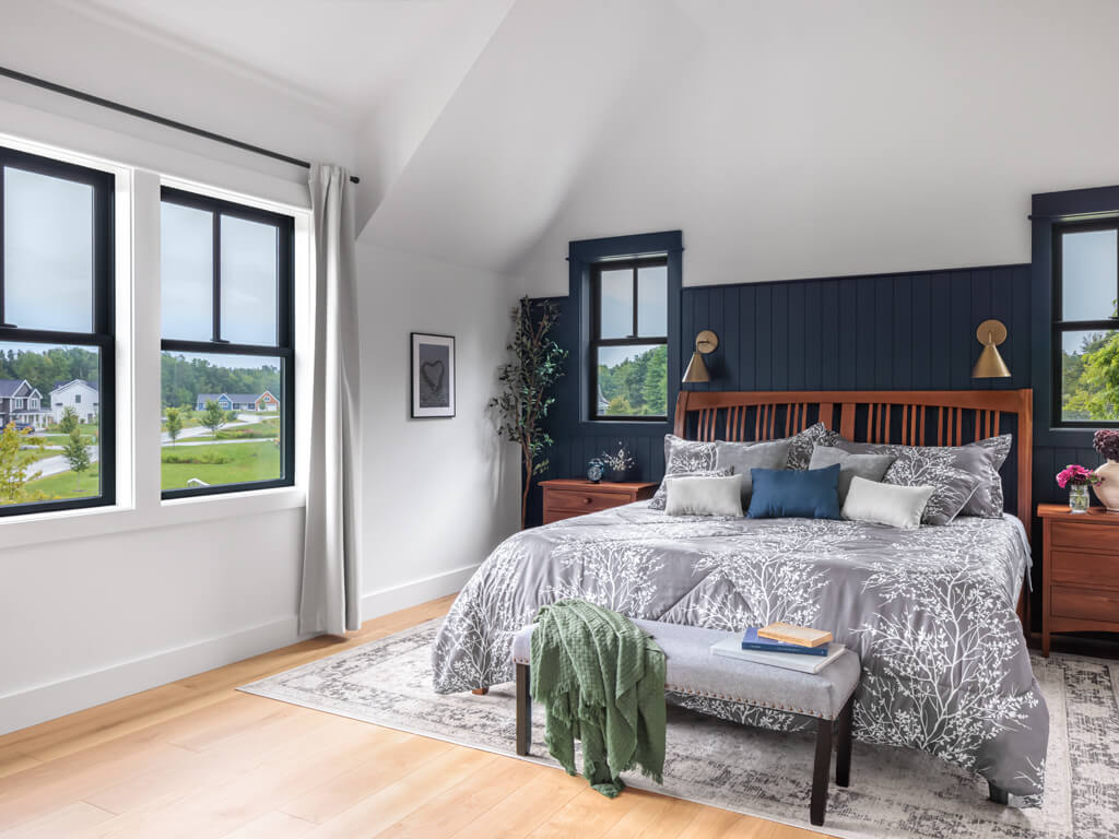 1024x768 Bedroom Windows 2