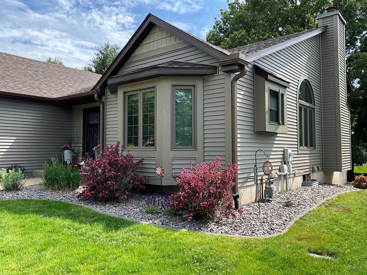 exterior of altoona home with new window installation